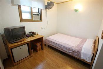 Namsan Gil Hotel Seoul Ngoại thất bức ảnh